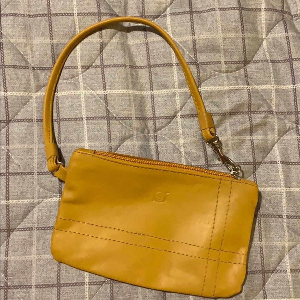 Tan wristlet - Picture 1 of 3